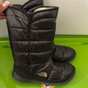 North face snow boots